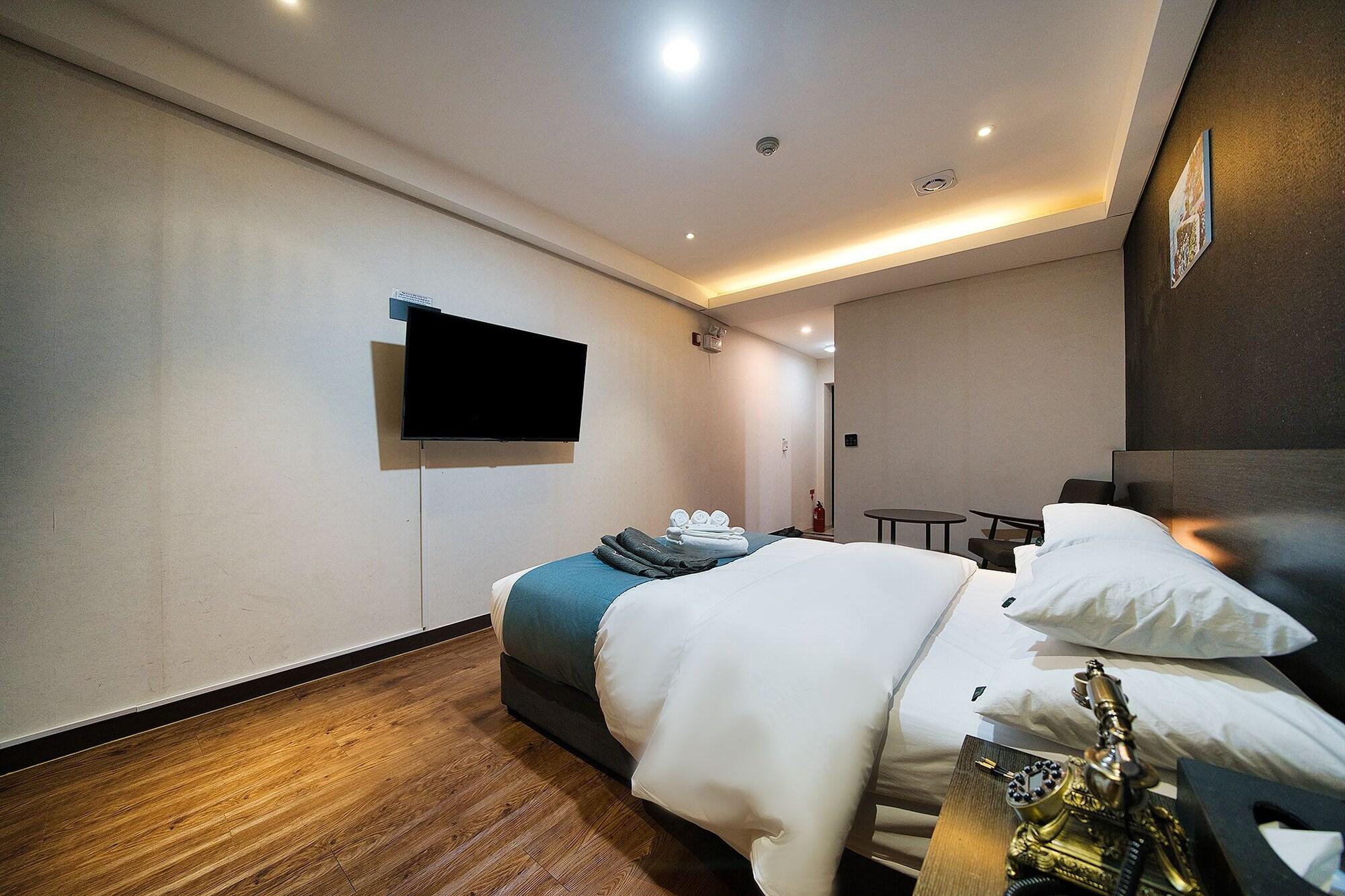 Suwon Dono1796 Hotel エクステリア 写真